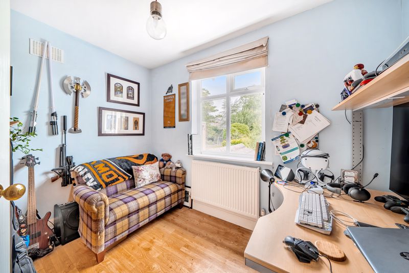 Bedroom- click for photo gallery